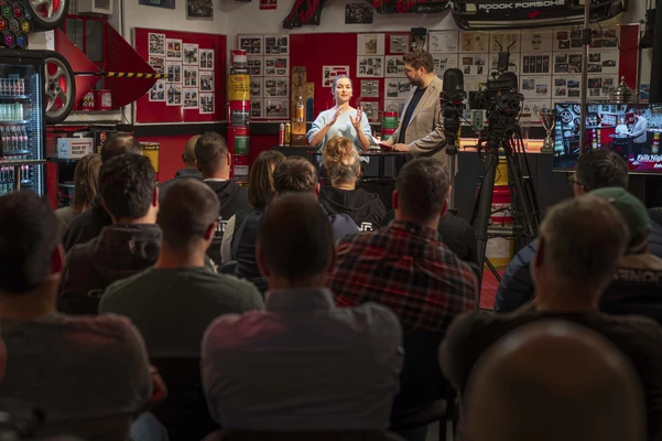 Sophie Hinkel auf der Enke Fails Night 2