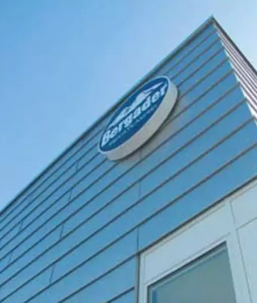 Abbbildung der Fassade vom Firmengebäude Bergader