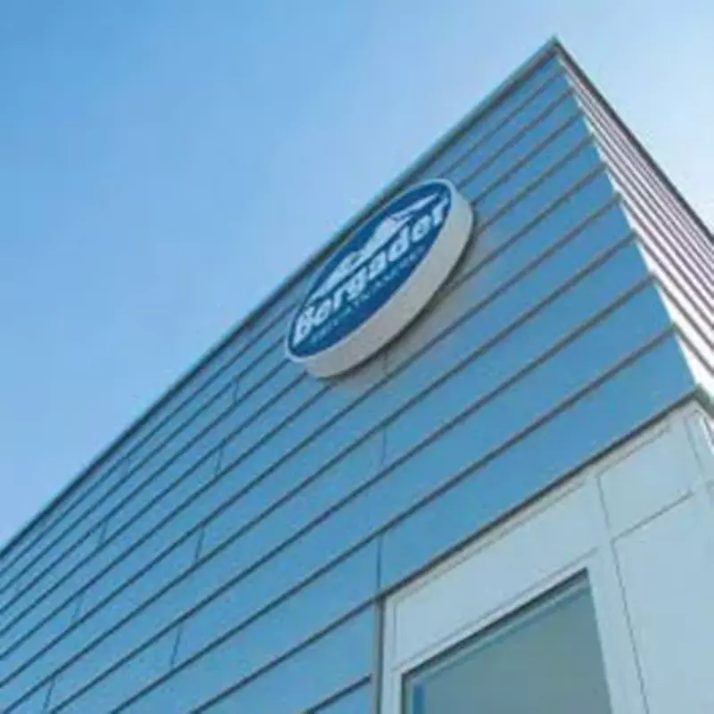 Abbbildung der Fassade vom Firmengebäude Bergader