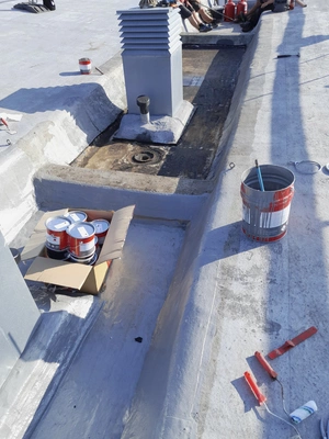 Verarbeitung von Enkopur auf Flachdach