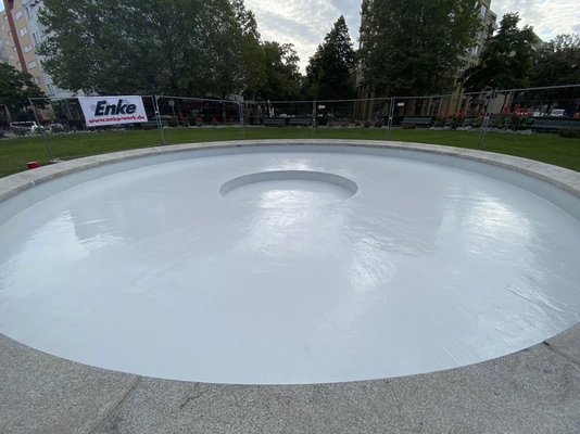 Brunnenplatte mit Enkolan Versiegelung behandelt