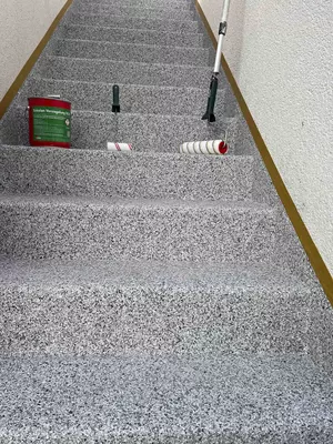 fertige Treppe mit Enkolan bearbeitet