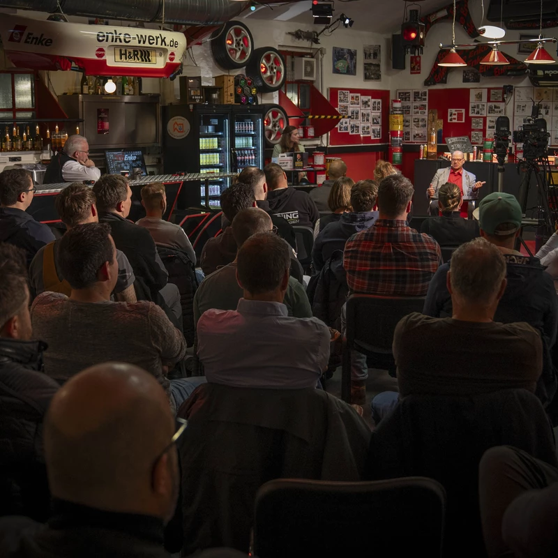 Gruppenaufnahme in Enkes Roten Hölle